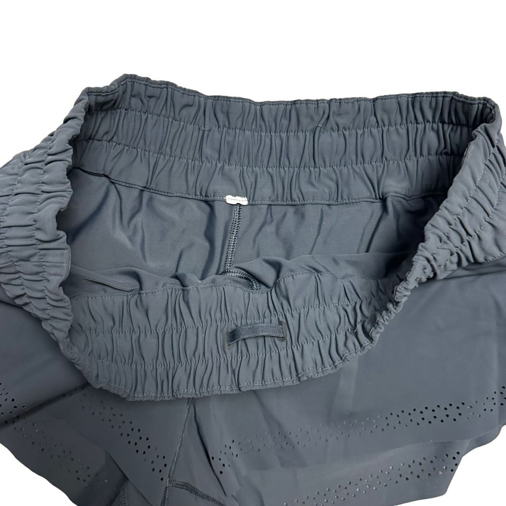 Lululemon Women's Size 8 Black Shorts 2" - Picture 3 of 5